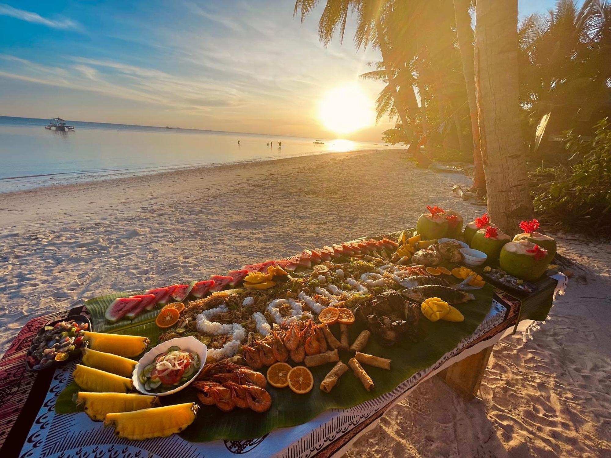 Apo Diver Beach Resort سان خوان المظهر الخارجي الصورة